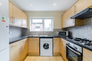 73 Pond Meadow 14